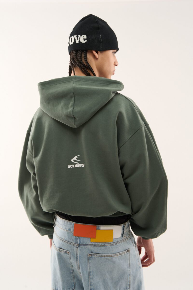 0028.GirlGreenZipper_0070.jpg 0028.GirlGreenZipper_0070.jpg