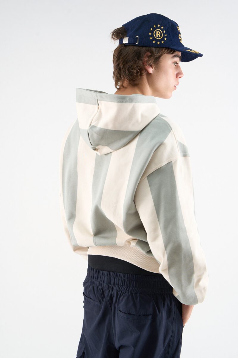 013_PICADILLY_ECRU_ZIPPER_M_1163.jpg 013_PICADILLY_ECRU_ZIPPER_M_1163.jpg