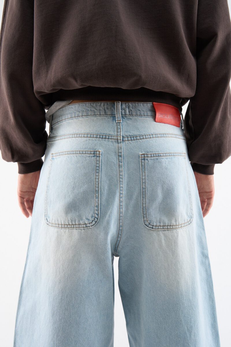 04_KISS_ME_PANTS_40__0107.jpg 04_KISS_ME_PANTS_40__0107.jpg