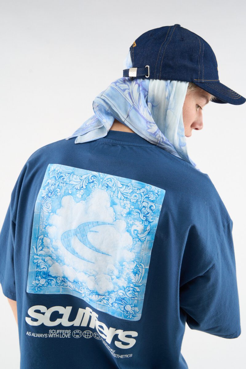 14_OPORTO_BLUE_BANDANA_0003.jpg 14_OPORTO_BLUE_BANDANA_0003.jpg