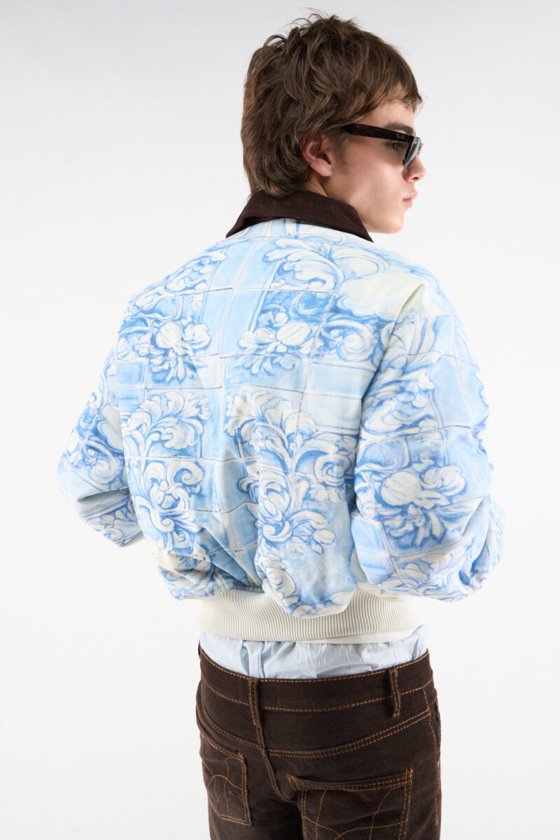 17_OPORTO_BOMBER_JACKET_L__1516.jpg 17_OPORTO_BOMBER_JACKET_L__1516.jpg