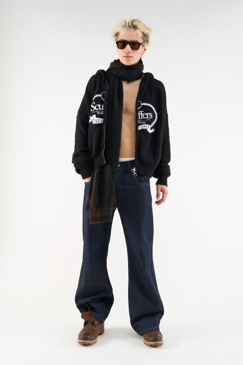 25_SOUTH_EUROPE_KNIT_ZIPPER_BLACK_M__1758.jpg 25_SOUTH_EUROPE_KNIT_ZIPPER_BLACK_M__1758.jpg