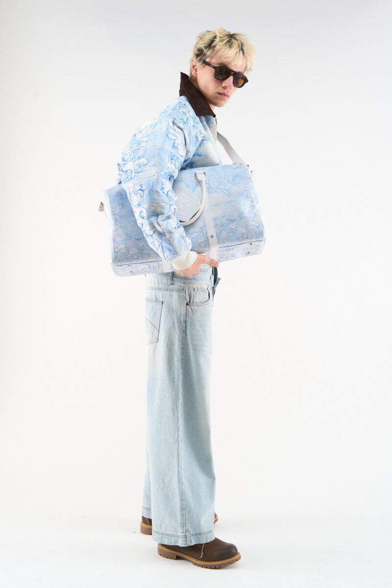 28_DUFFLE_BAG_1880.jpg 28_DUFFLE_BAG_1880.jpg