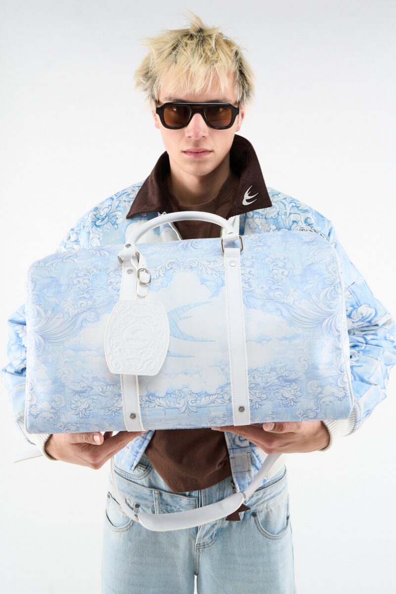 28_DUFFLE_BAG_1883.jpg 28_DUFFLE_BAG_1883.jpg