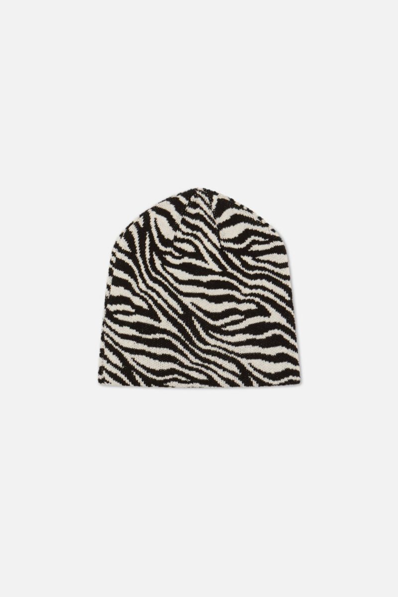 AmoreZebraBeanie_2.jpg AmoreZebraBeanie_2.jpg