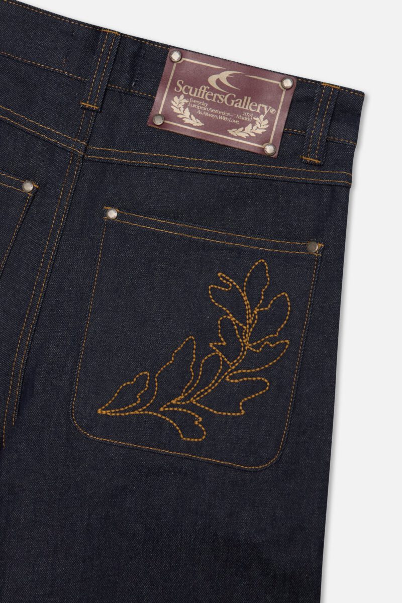 Bimbo_Blue_Pants_4.jpg Bimbo_Blue_Pants_4.jpg