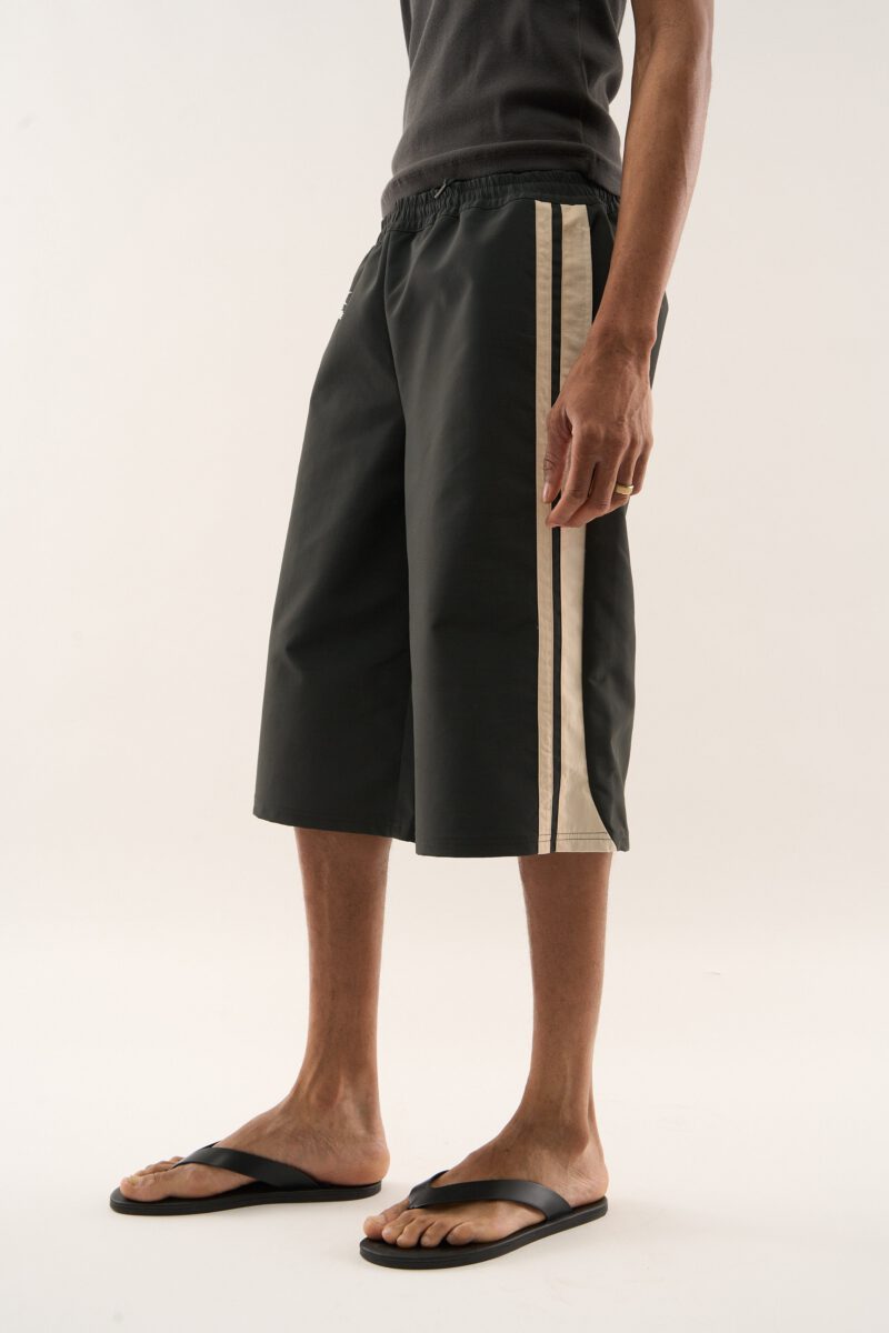 DROP805-05-20250016.jpg DROP805-05-20250016.jpg