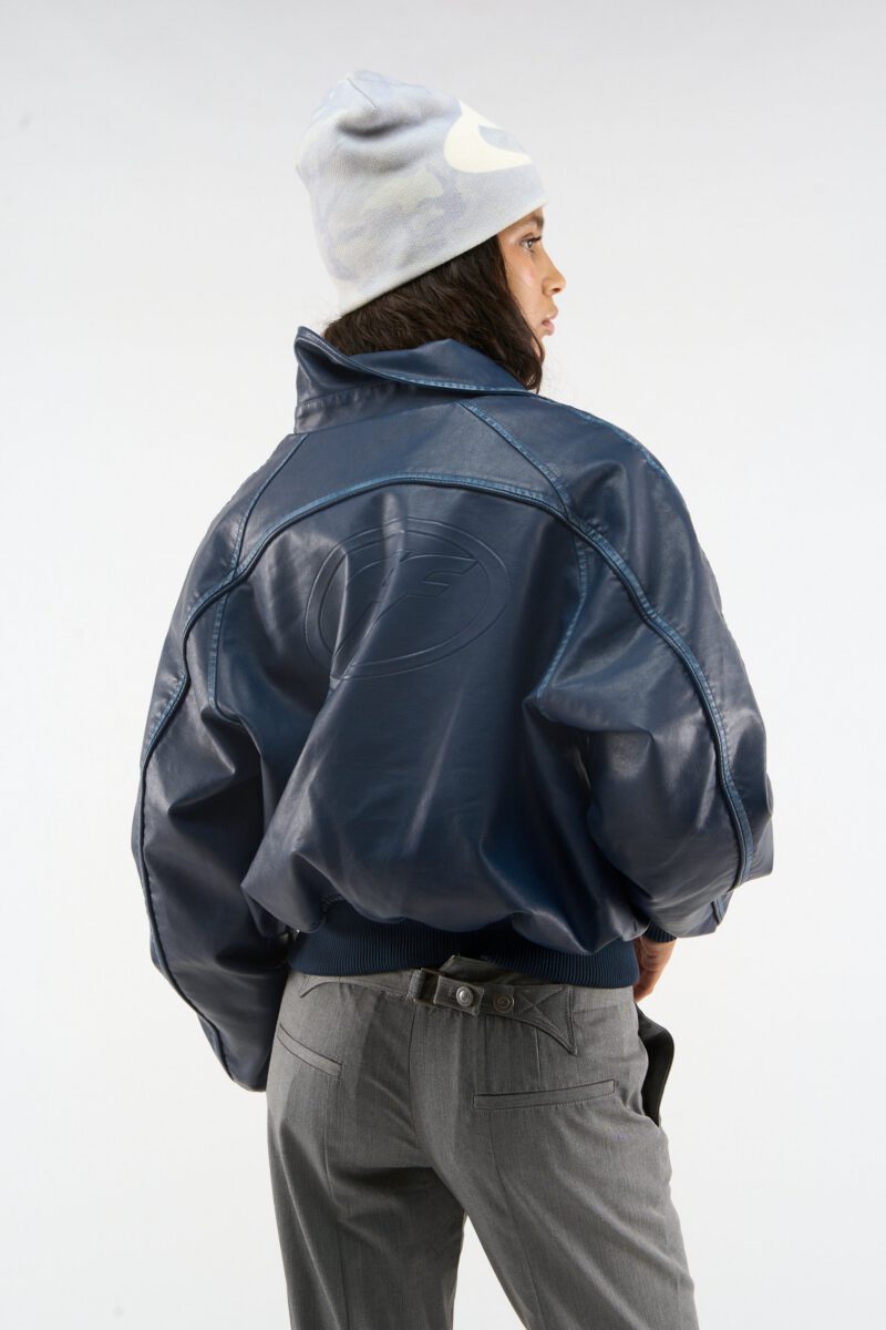 DROP9Y1002901.jpg DROP9Y1002901.jpg