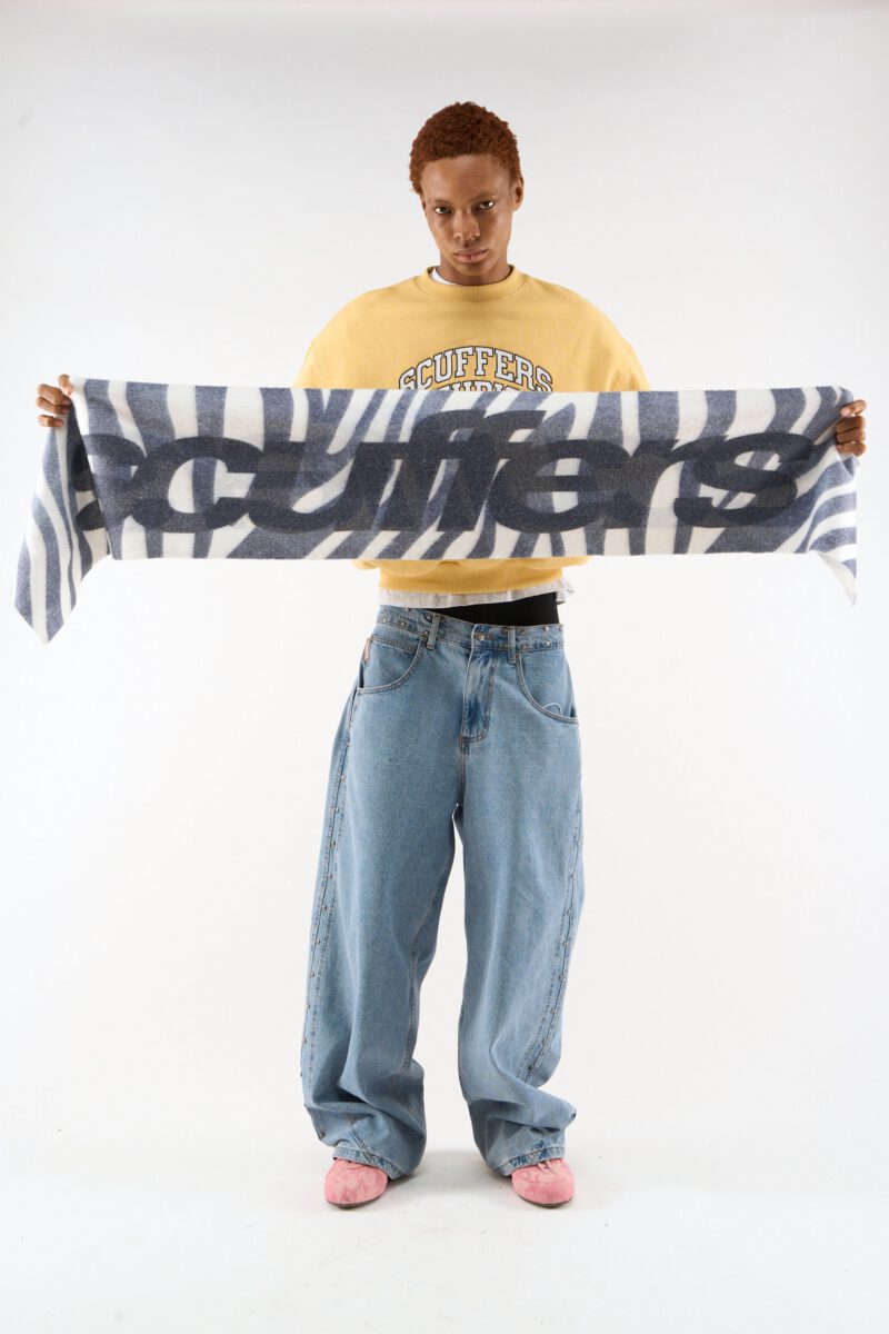 DROP9Y1006221.jpg DROP9Y1006221.jpg