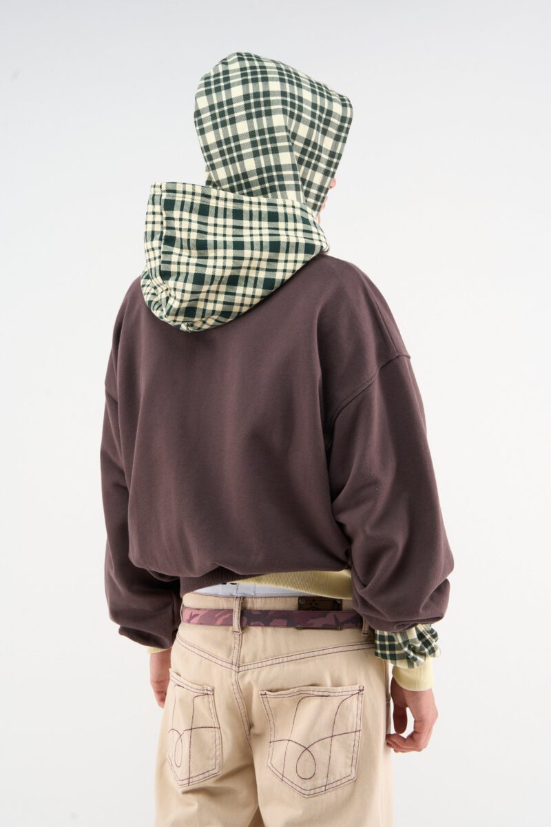 DROP_100543.jpg DROP_100543.jpg