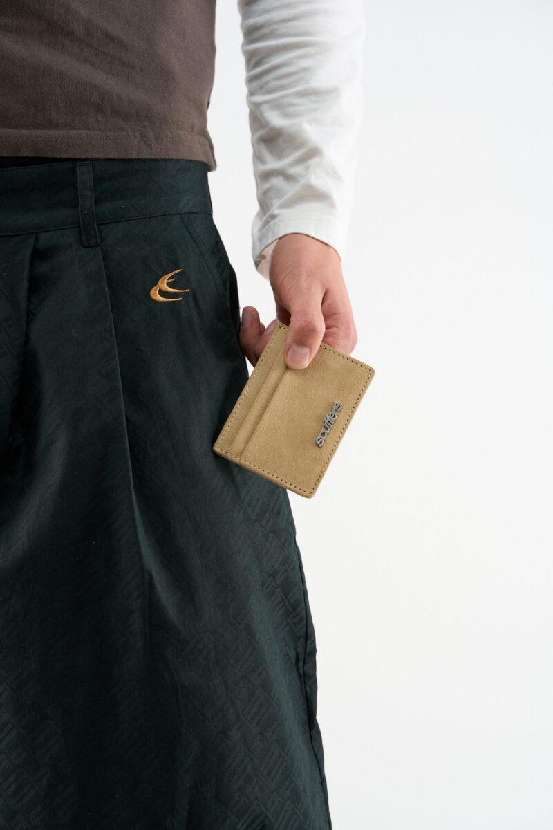 DROP_141247.jpg DROP_141247.jpg