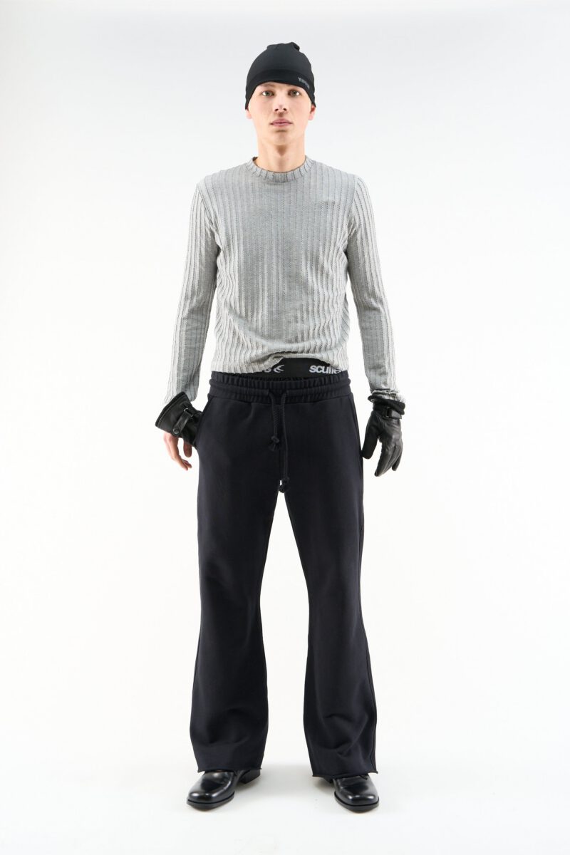 DROP_16_CO0007.jpg DROP_16_CO0007.jpg