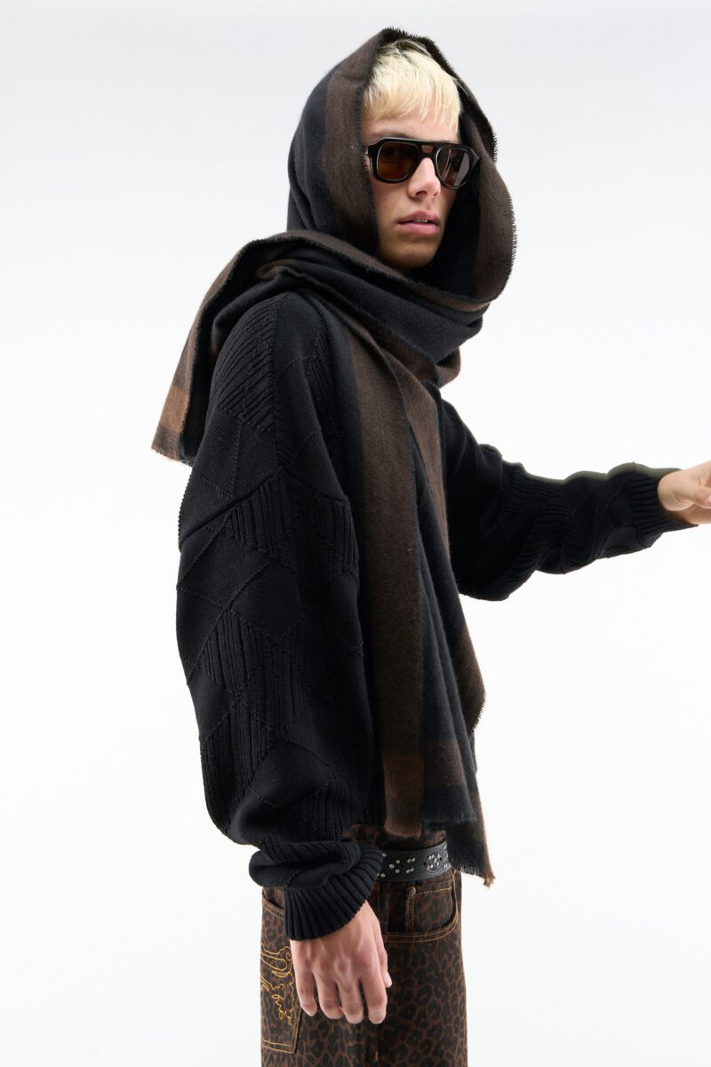 DROP_16_CO0118.jpg DROP_16_CO0118.jpg