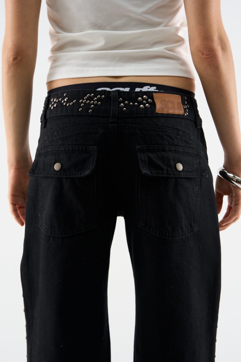 DROP_16_CO0542.jpg DROP_16_CO0542.jpg