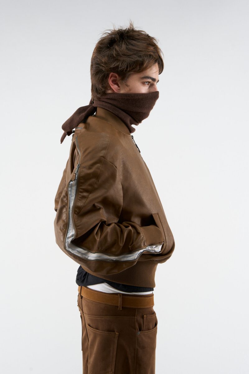 DROP_16_CO0601.jpg DROP_16_CO0601.jpg