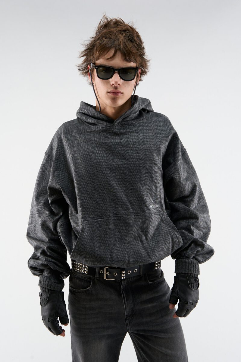 DROP_16_CO0715.jpg DROP_16_CO0715.jpg