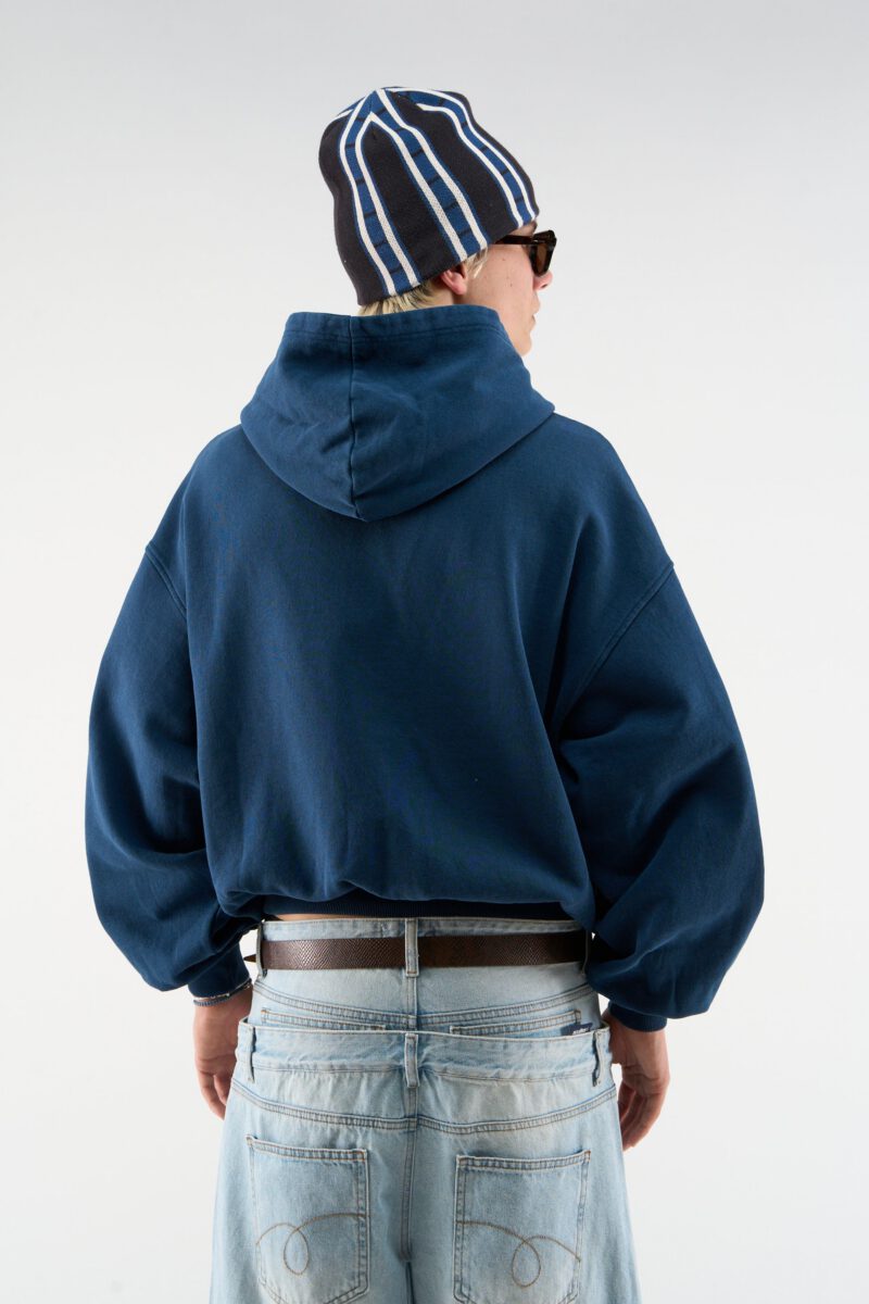 DROP_16_CO0929.jpg DROP_16_CO0929.jpg