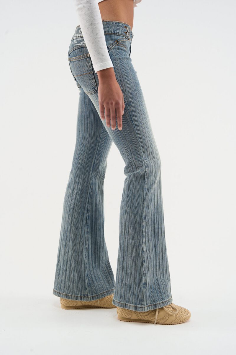 DROP_7_Y_80213.jpg DROP_7_Y_80213.jpg