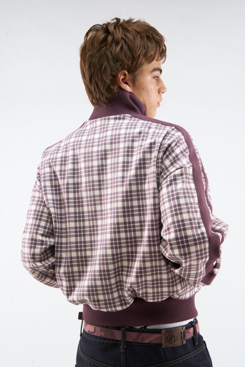 DROP_9_Y_100099_1.jpg DROP_9_Y_100099_1.jpg