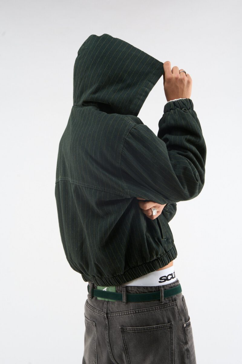 DROP_9_Y_100399_1.jpg DROP_9_Y_100399_1.jpg