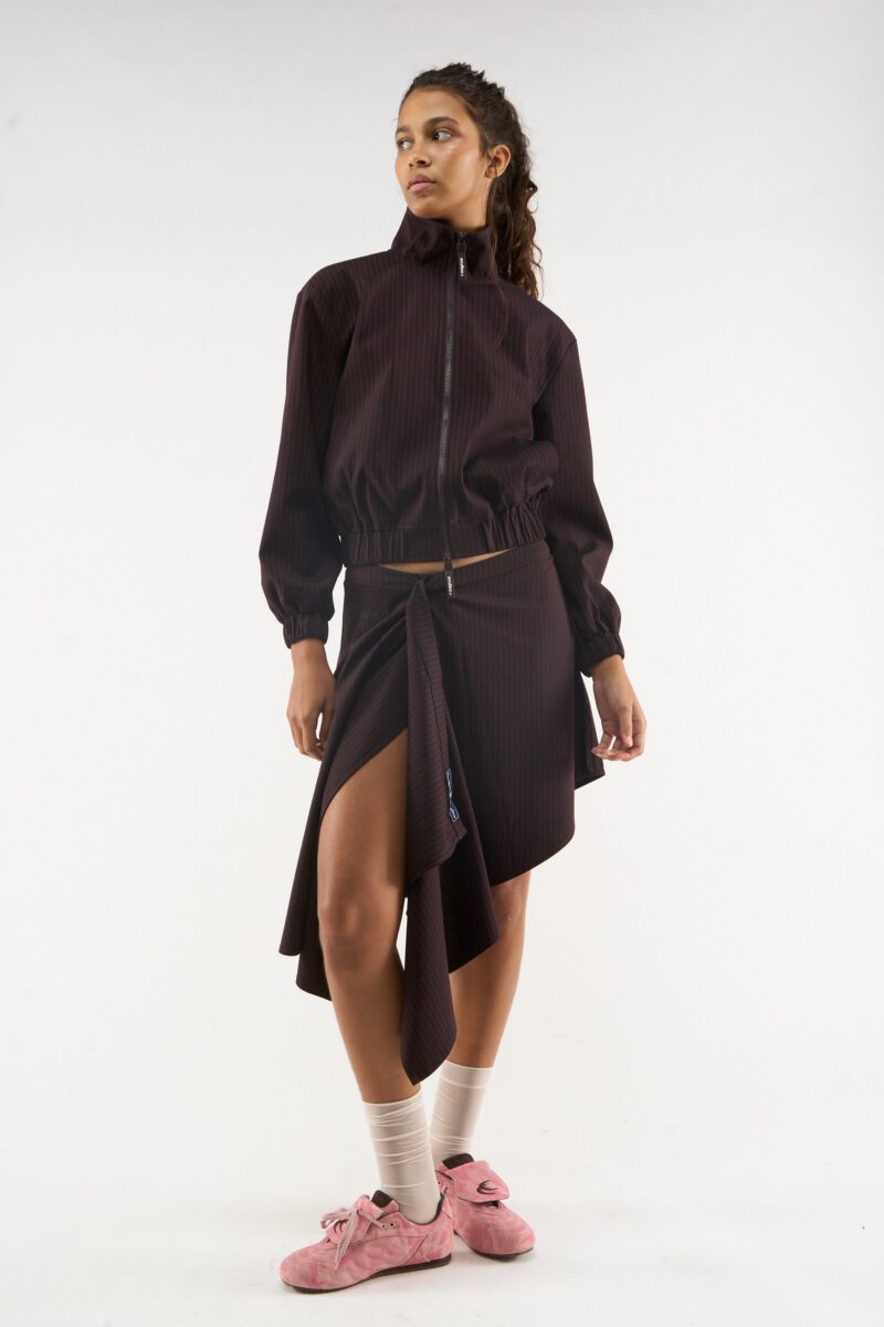 DROP_9_Y_100484_1.jpg DROP_9_Y_100484_1.jpg