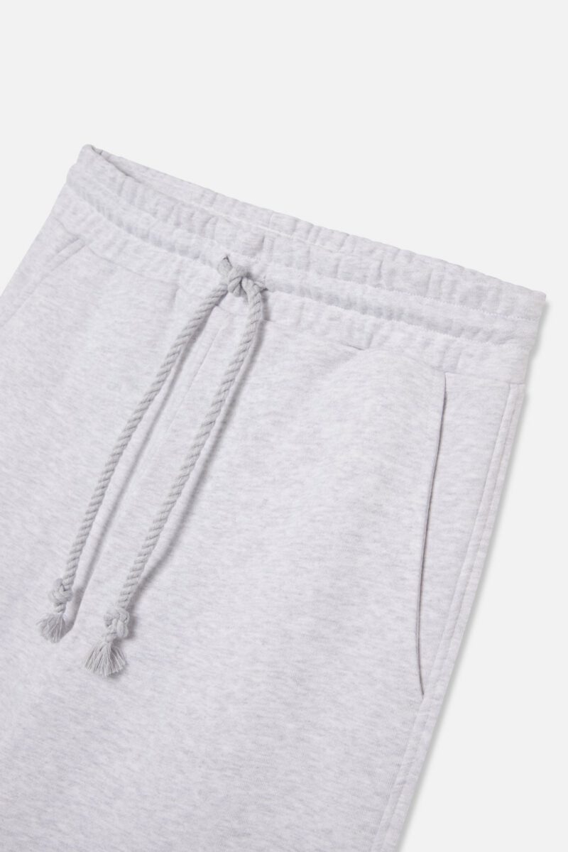 FlaredLightGreySweatpants_SEM51_3.jpg FlaredLightGreySweatpants_SEM51_3.jpg