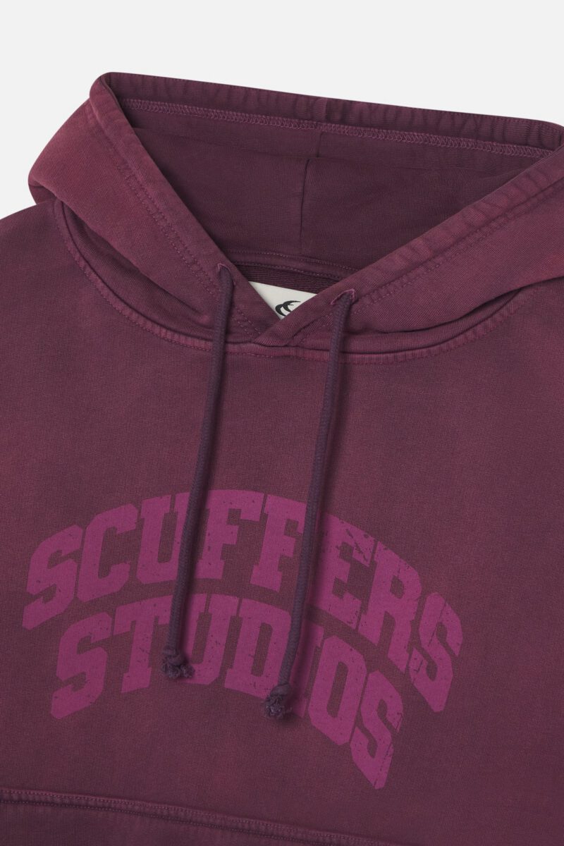 Locker_Burgundy_Hoodie_SEM_41_3.jpg Locker_Burgundy_Hoodie_SEM_41_3.jpg