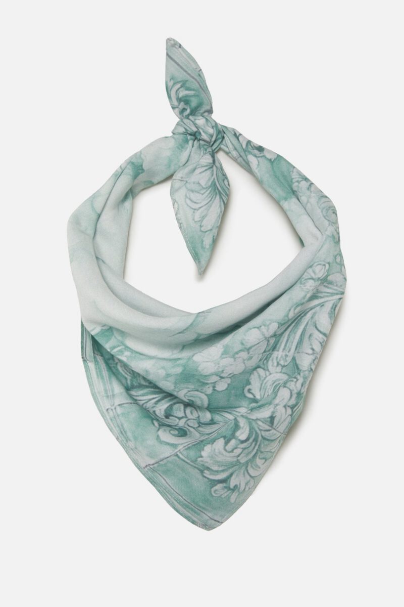 OportoGreenBandana_SS26_3.jpg OportoGreenBandana_SS26_3.jpg