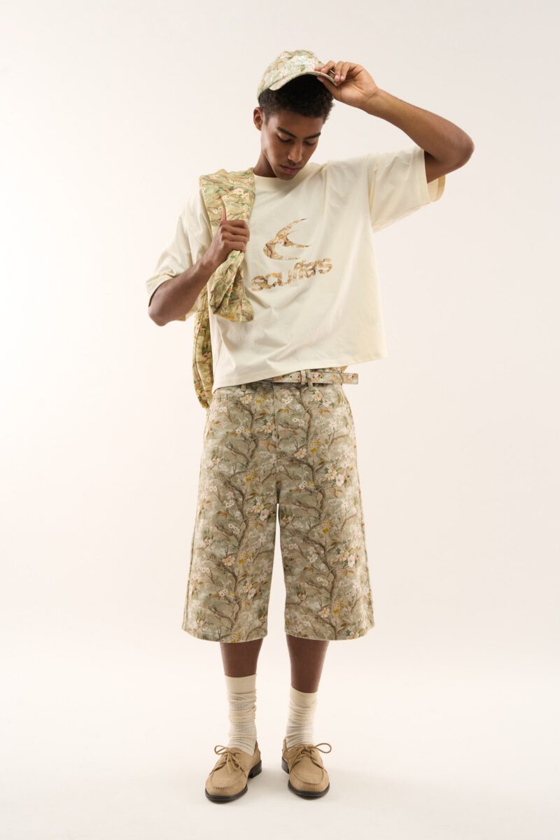 REAL_FLOWERS_ECRU_TSHIRT_07_9e84ed4e-2798-4f9c-b2dd-1db44a492c04.jpg REAL_FLOWERS_ECRU_TSHIRT_07_9e84ed4e-2798-4f9c-b2dd-1db44a492c04.jpg