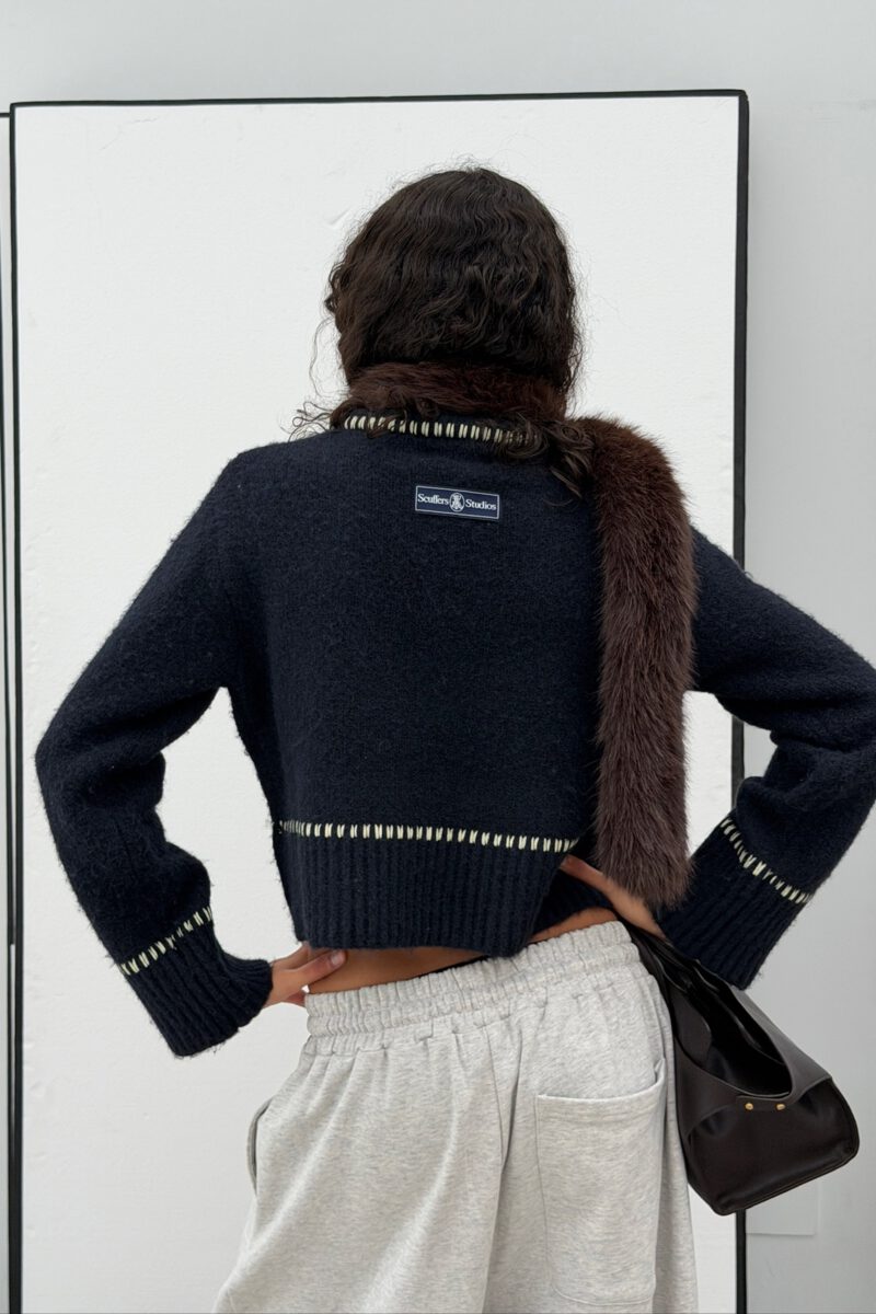 Rectangle_27.jpg Rectangle_27.jpg