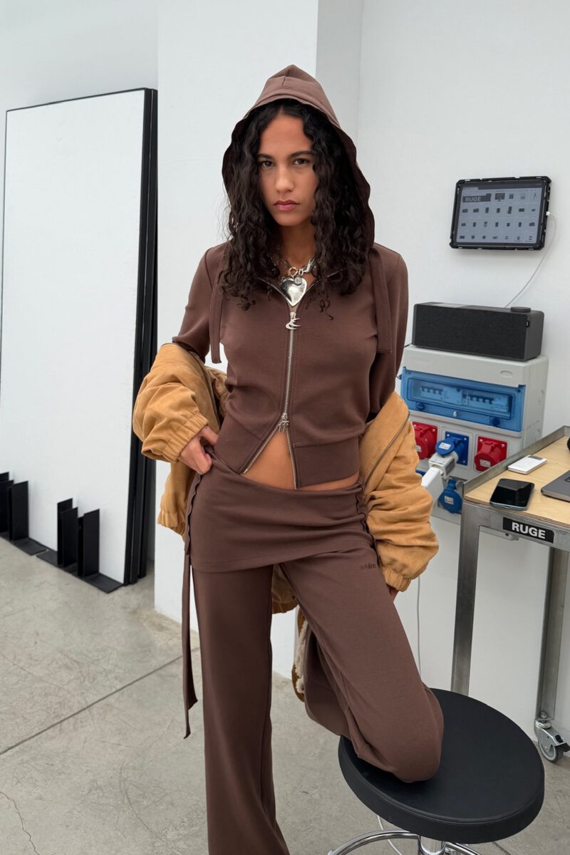 Rectangle_31.jpg Rectangle_31.jpg