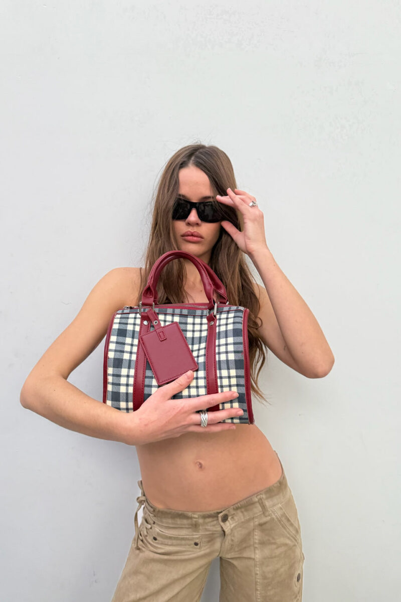 Rectangle_70.jpg Rectangle_70.jpg