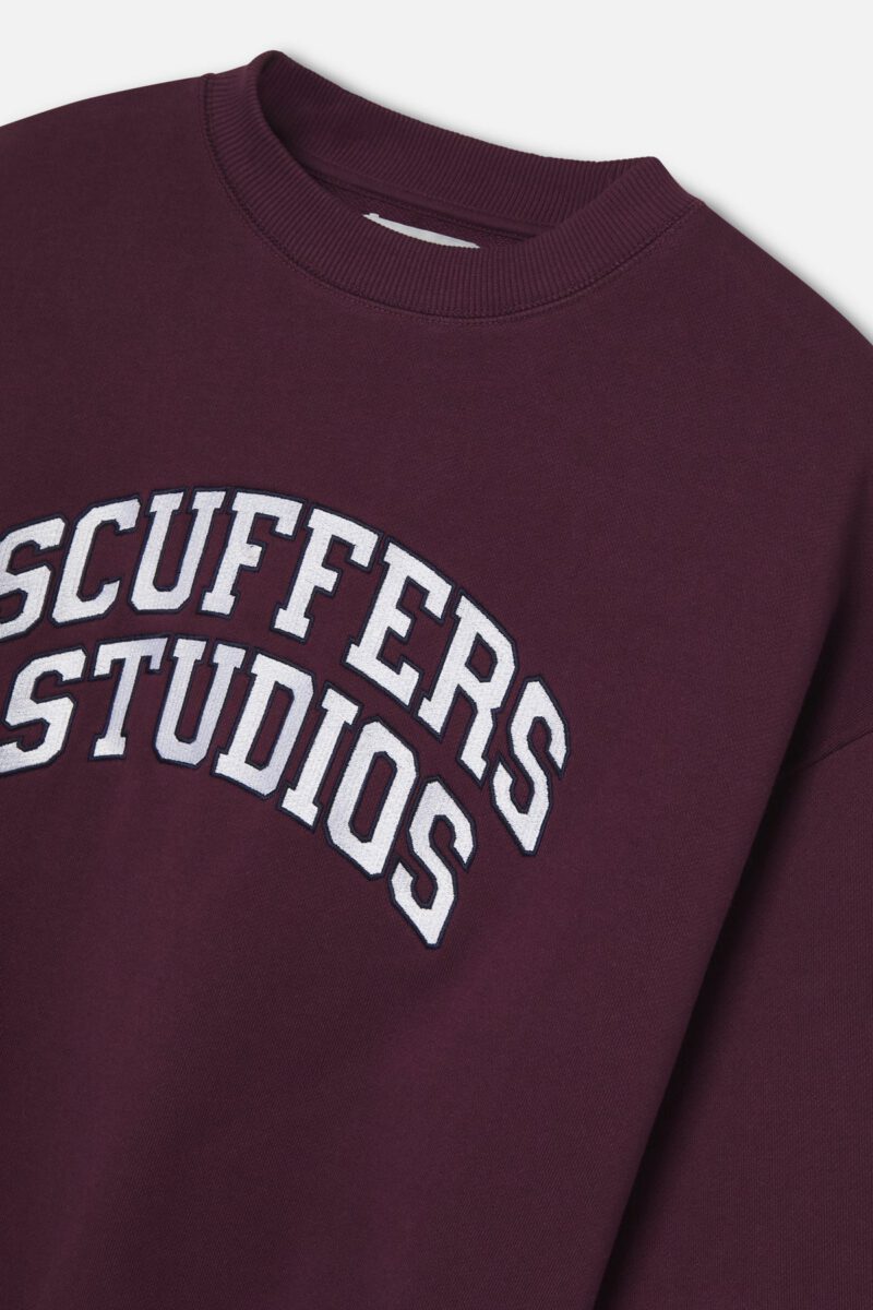 SemiBurgundyCrewneck_SEM43_3_f977b7eb-c232-44b4-ad40-ac8534cbd111.jpg SemiBurgundyCrewneck_SEM43_3_f977b7eb-c232-44b4-ad40-ac8534cbd111.jpg