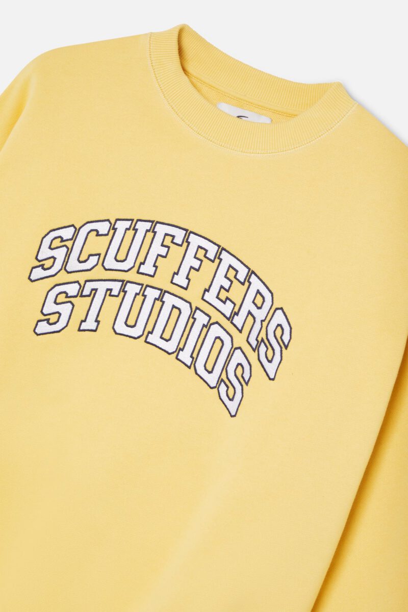 Semi_Yellow_Crewneck_SEM_43_3.jpg Semi_Yellow_Crewneck_SEM_43_3.jpg