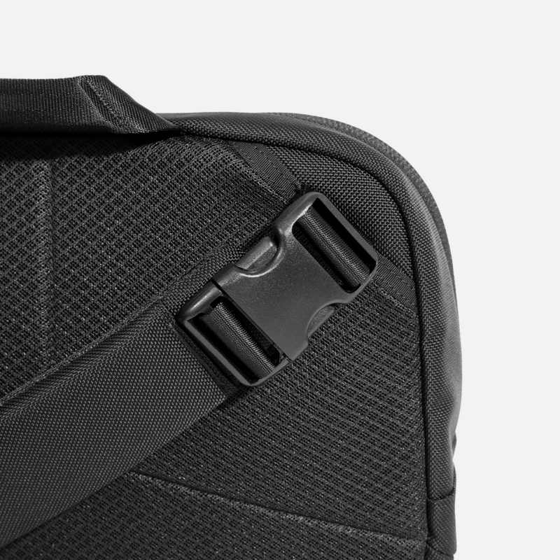 10AER31017_techsling3_buckle.png 10AER31017_techsling3_buckle.png