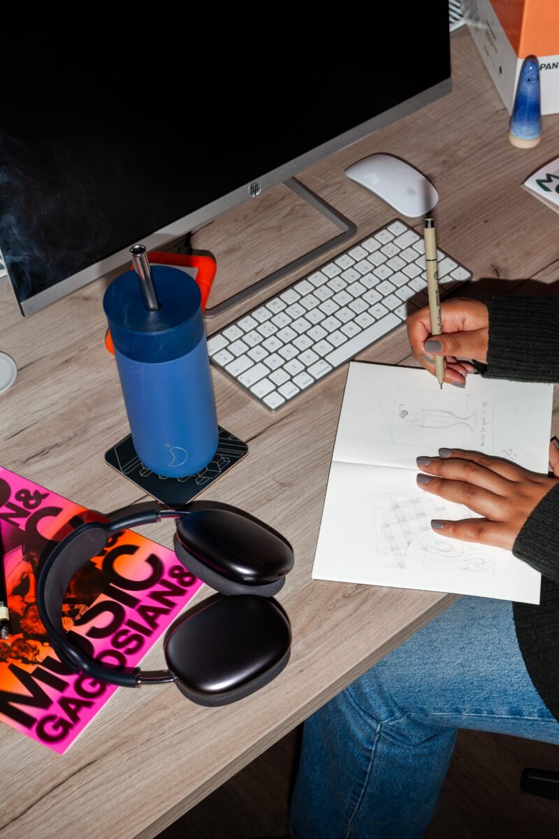 1729172481-chillys_switch_office_tobymukiibi-2.jpg 1729172481-chillys_switch_office_tobymukiibi-2.jpg