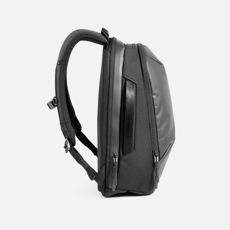 3AER31014_daypack3_sideleft.png 3AER31014_daypack3_sideleft.png