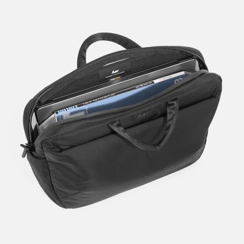 8_AER61006_probrief_black_maincompartment_df11ee06-0fe7-4d43-8cb9-3609ed5c523b.jpg 8_AER61006_probrief_black_maincompartment_df11ee06-0fe7-4d43-8cb9-3609ed5c523b.jpg