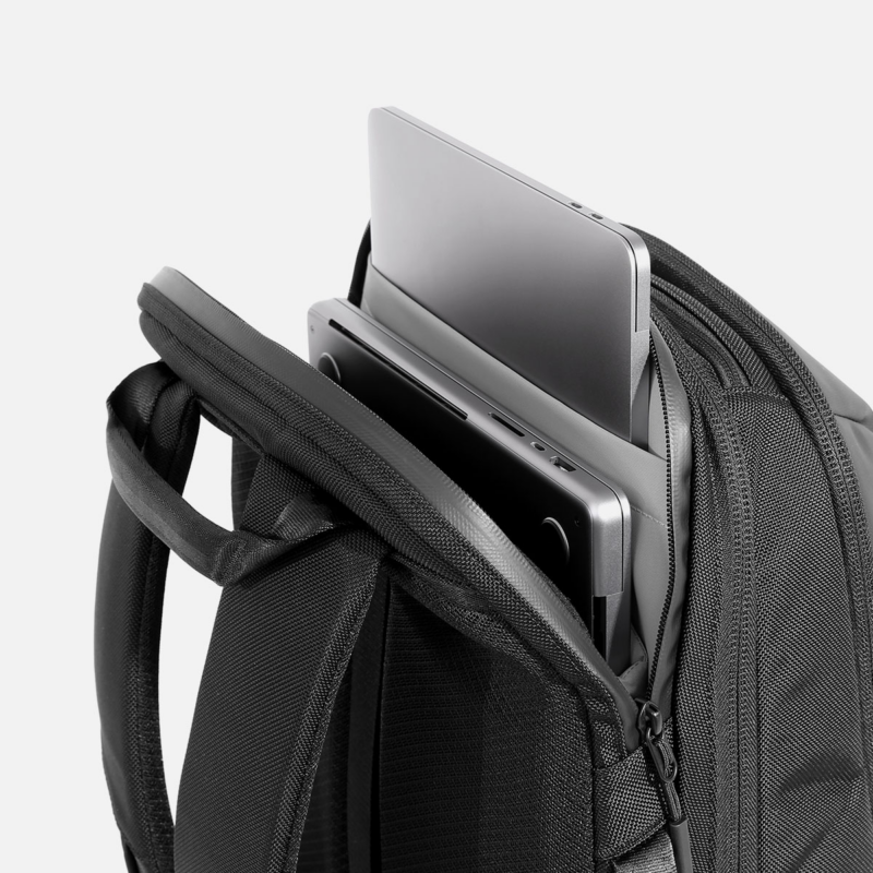 9AER31015_techpack3_laptop.png 9AER31015_techpack3_laptop.png