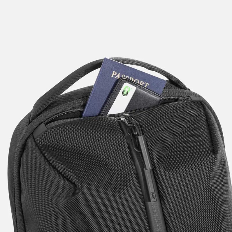 AER11012_fitpack3_black_passport_f2b7cbca-9b80-4e35-bc69-725a5e9cbdda.jpg AER11012_fitpack3_black_passport_f2b7cbca-9b80-4e35-bc69-725a5e9cbdda.jpg