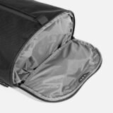 AER11013_slingbag3_black_stowaway.jpg
