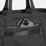 AER11018_gymtote2_black_quickaccess_11.jpg