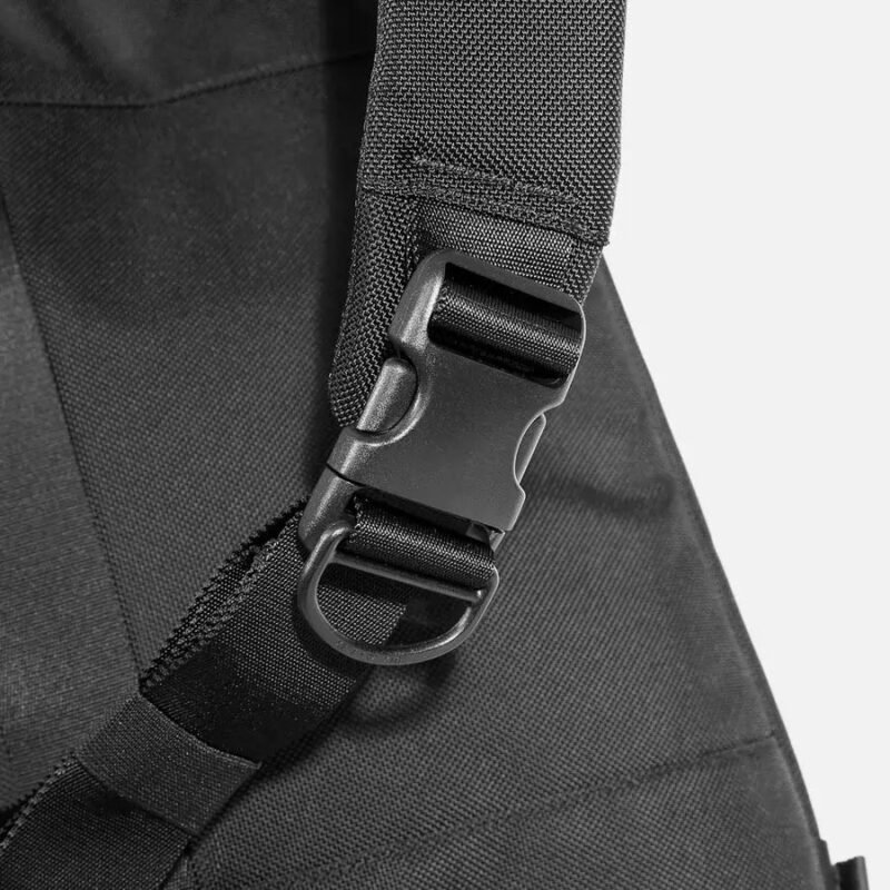 AER21013_travelsling2_black_buckle_7d75d87d-e908-4be1-98d8-591765afa216.jpg AER21013_travelsling2_black_buckle_7d75d87d-e908-4be1-98d8-591765afa216.jpg