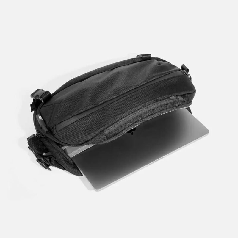 AER21013_travelsling2_black_laptop_cd30f38a-139a-4ed1-a432-f78f4b7aff5b.jpg AER21013_travelsling2_black_laptop_cd30f38a-139a-4ed1-a432-f78f4b7aff5b.jpg