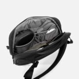 AER21013_travelsling2_black_main_3c99a303-ece8-4cf1-8bd6-b7f080f7ea01.jpg