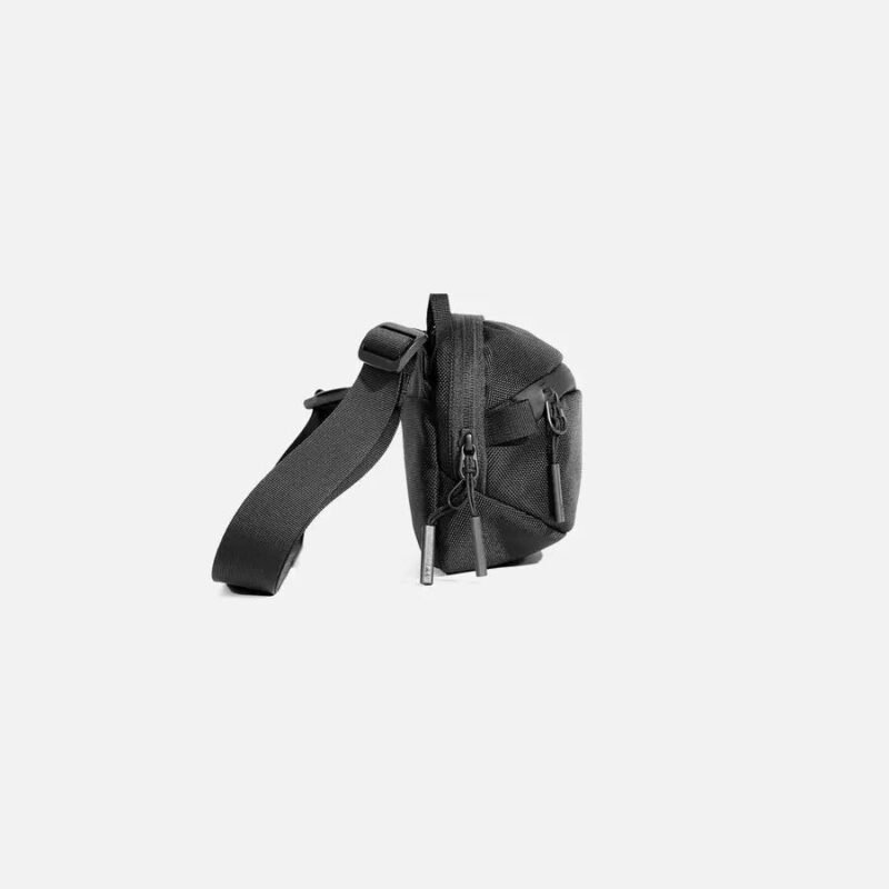 AER21026_daysling3_black_left_58c0566b-bc75-4be5-9e14-c3bfc4c8ce05.jpg AER21026_daysling3_black_left_58c0566b-bc75-4be5-9e14-c3bfc4c8ce05.jpg