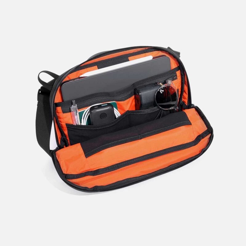 AER29038_daysling3max_xpac_interior.jpg AER29038_daysling3max_xpac_interior.jpg