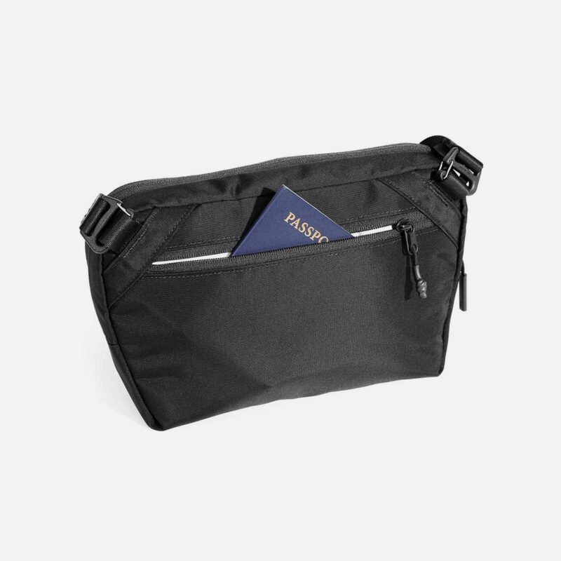 AER61003_prosling_black_passport.jpg AER61003_prosling_black_passport.jpg