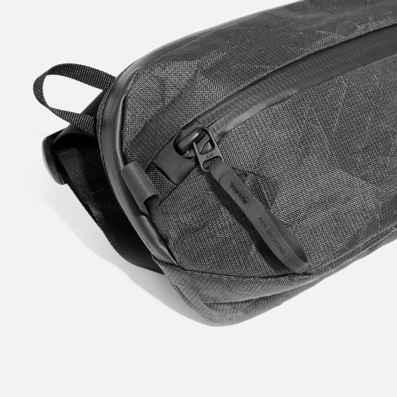 AER91042_daysling3_ultra_zipperdetail.jpg AER91042_daysling3_ultra_zipperdetail.jpg