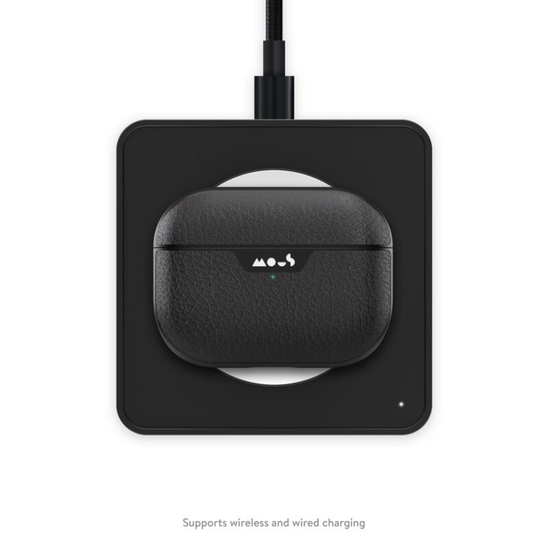 Black_Leather_-_5.jpg Black_Leather_-_5.jpg